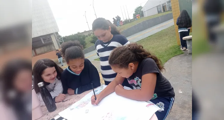 Veja a série de registros do diversificado trabalho realizado pelos educandos.
