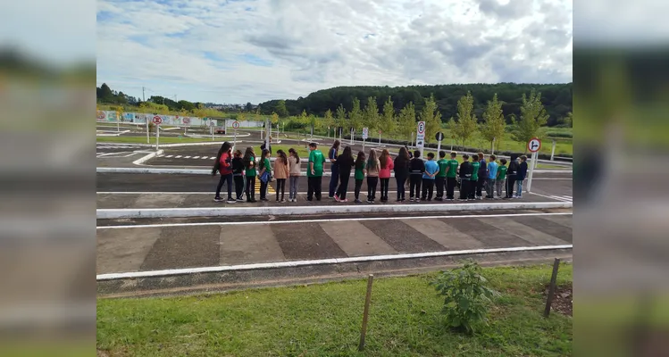 Confira os registros dos alunos no local.