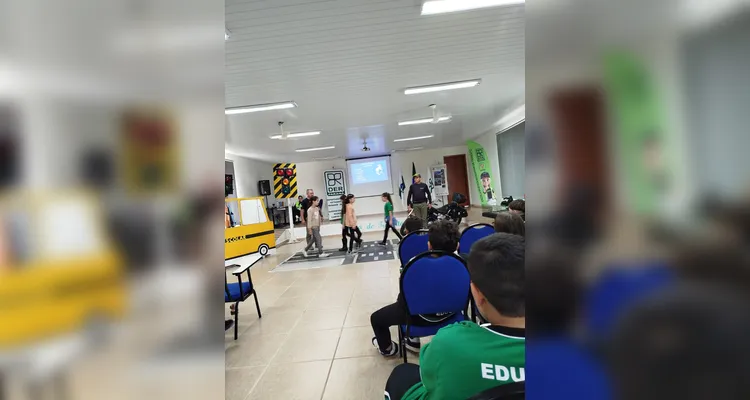Confira os registros dos alunos no local.