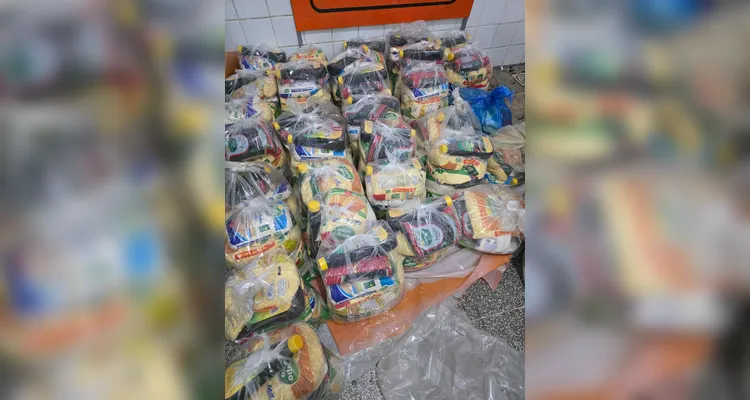 Única 'Cozinha Solidária' de PG recebe 3 toneladas de alimentos via programa federal
