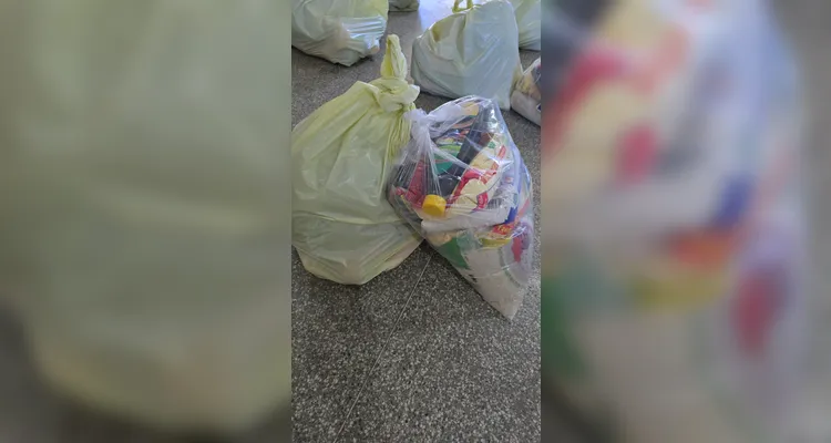 Única 'Cozinha Solidária' de PG recebe 3 toneladas de alimentos via programa federal