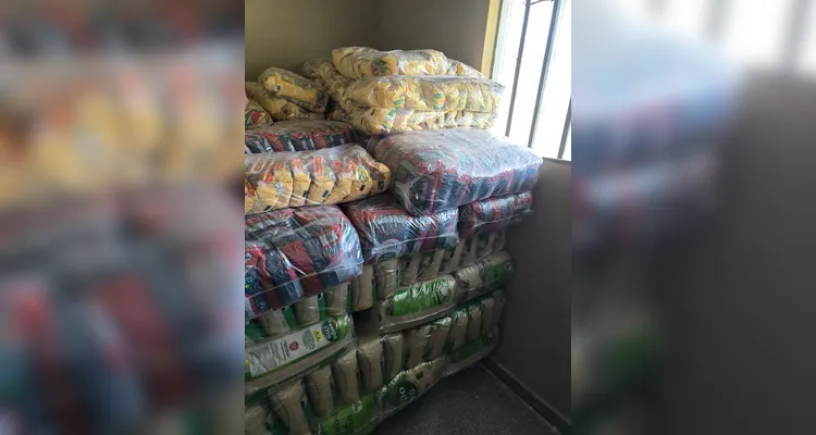 Única 'Cozinha Solidária' de PG recebe 3 toneladas de alimentos via programa federal