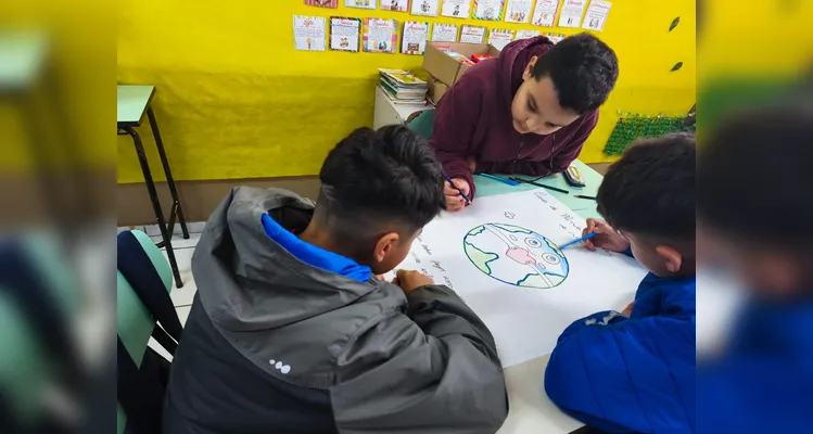 Confira os registros do trabalho em sala de aula.