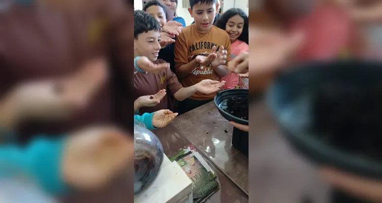 Confira a série de registros do amplo trabalho dentro e fora da sala de aula.