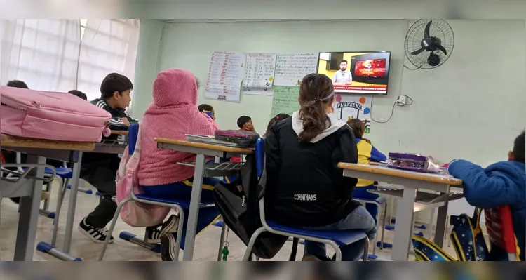 Confira os registros do trabalho em sala, nas casas dos alunos e durante a visita à universidade.