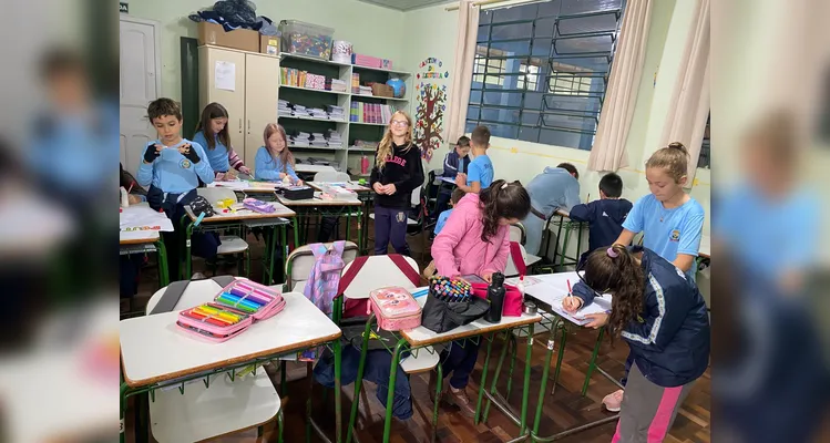Confira a série de registros do trabalho dentro e fora da sala de aula.