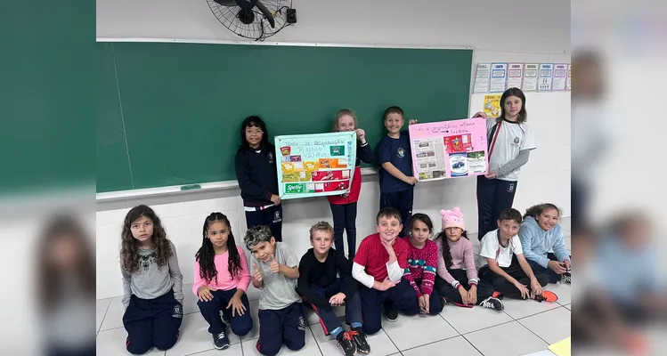 Confira os registros do amplo trabalho realizado pelos educandos em sala de aula.