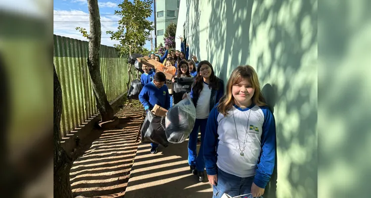Veja os registros da ampla proposta dentro e fora da sala de aula.