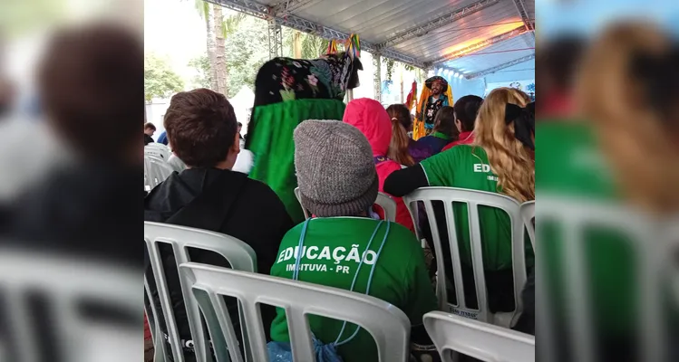 Confira a série de registros no local.