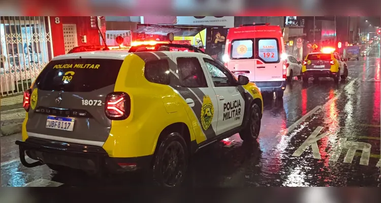 Homem envia mensagem para 'ex' de amigo e acaba golpeado com facão em PG
