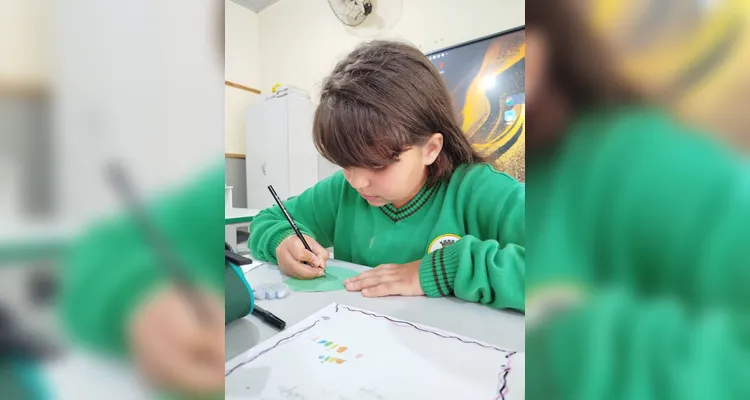 Confira a série de registros do amplo trabalho realizado pelos educandos em várias etapas.
