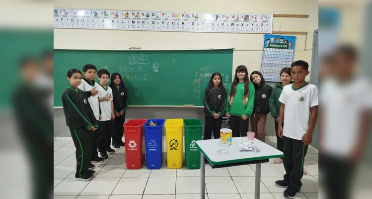 Confira a série de registros do amplo trabalho realizado pelos educandos em várias etapas.