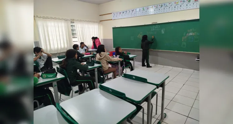 Confira a série de registros do amplo trabalho realizado pelos educandos em várias etapas.