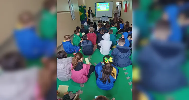 Confira os registros da proposta com os alunos.