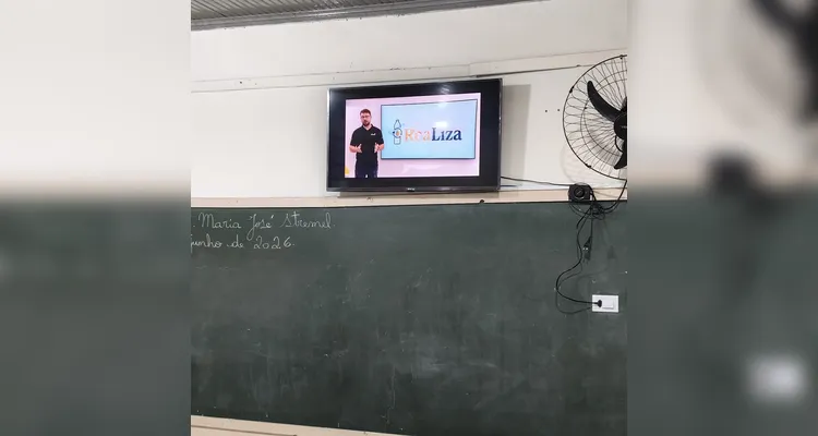Confira os registros do trabalho dentro e fora da sala de aula.