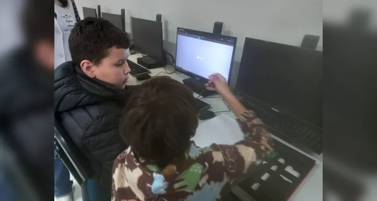 Confira os registros do trabalho com foco na educação digital.