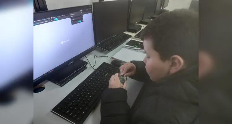 Confira os registros do trabalho com foco na educação digital.
