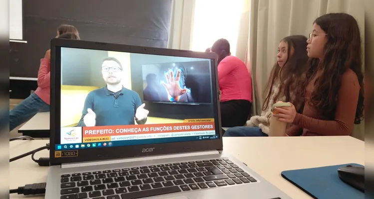 Confira a série de registros do trabalho com os alunos em vários momentos.