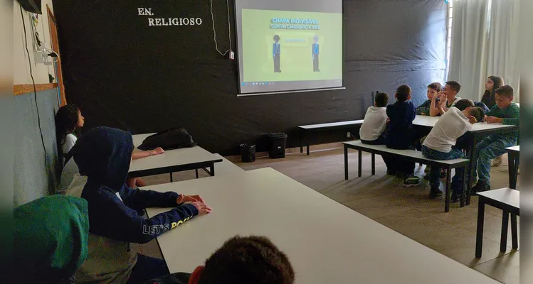 Confira a série de registros do trabalho com os alunos em vários momentos.