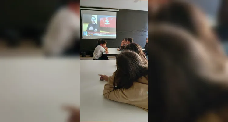 Confira a série de registros do trabalho com os alunos em vários momentos.