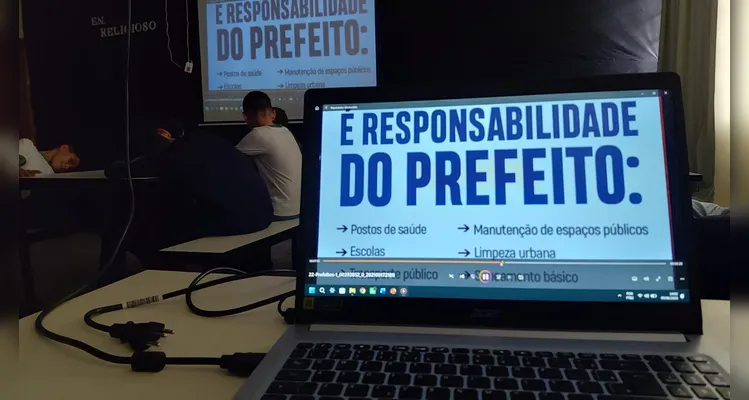 Confira a série de registros do trabalho com os alunos em vários momentos.