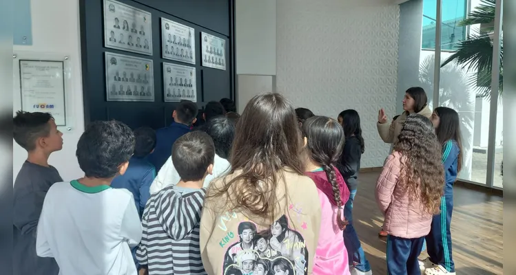 Confira a série de registros do trabalho com os alunos em vários momentos.