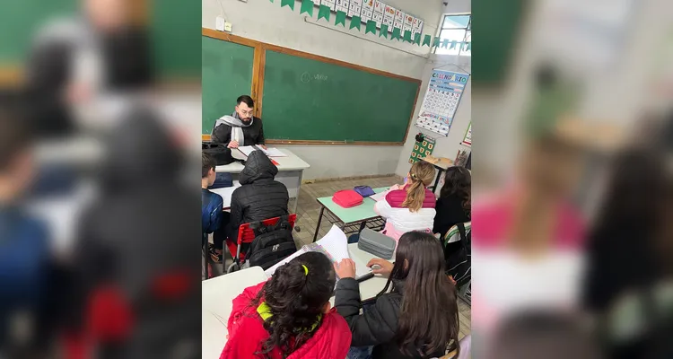 Confira a série de registros do amplo trabalho em sala de aula.