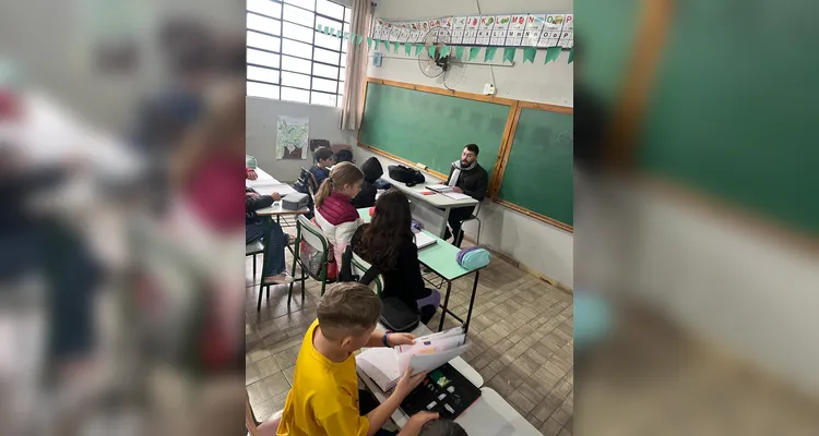 Confira a série de registros do amplo trabalho em sala de aula.