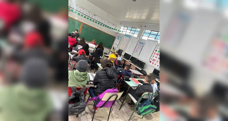 Confira a série de registros do amplo trabalho em sala de aula.