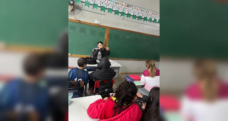 Confira a série de registros do amplo trabalho em sala de aula.