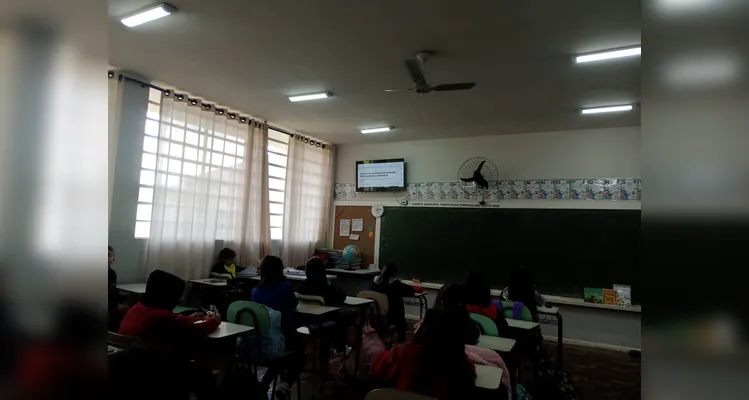 Confira a série de registros do trabalho em sala de aula.