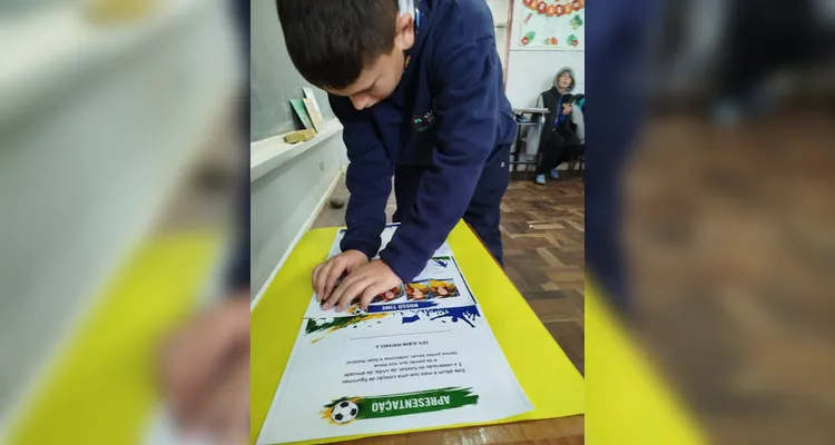 Confira a série de registros do trabalho em sala de aula.