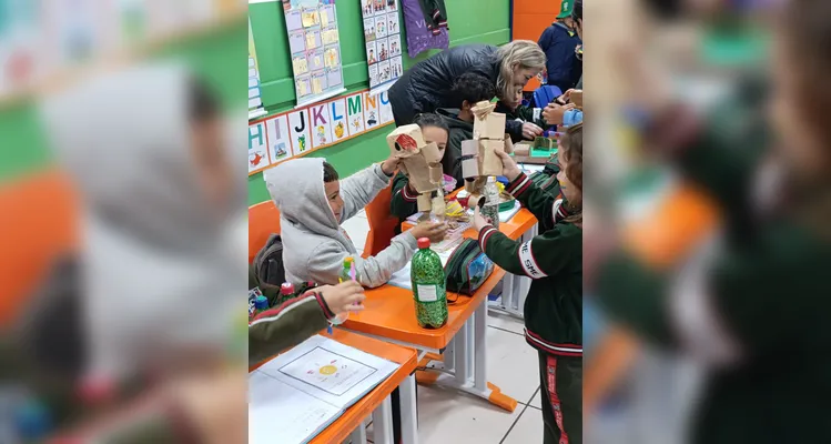 Confira os registros da proposta em sala de aula.