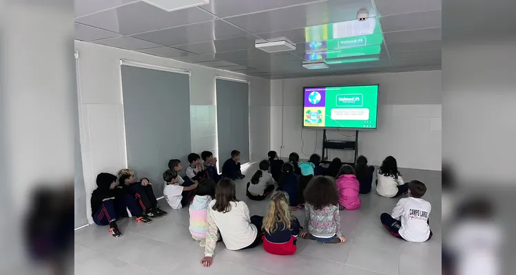 Confira a série de registros do trabalho em sala de aula.