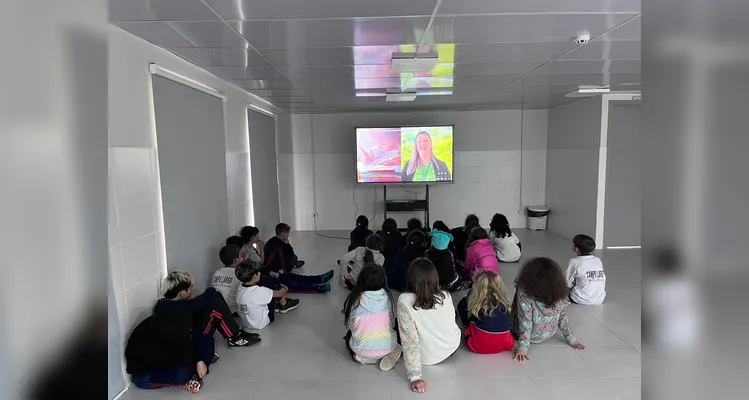 Confira a série de registros do trabalho em sala de aula.
