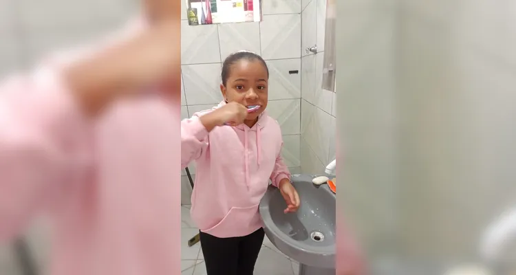 Confira os registros da dinâmica, da videoaula em sala e dos registros feitos pelos alunos em casa.