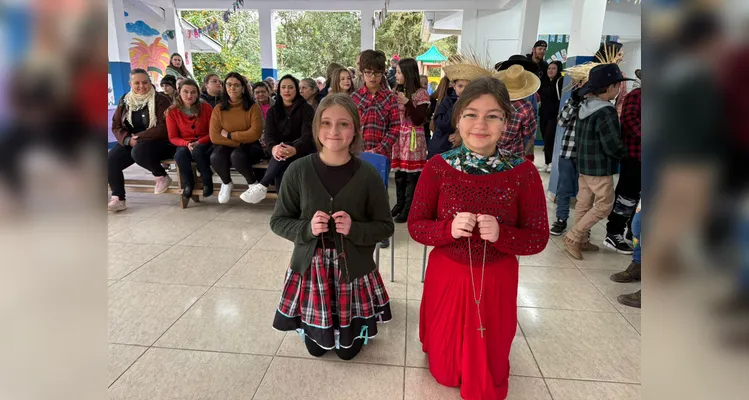 Confira os registros das amplas ações juninas dos alunos.