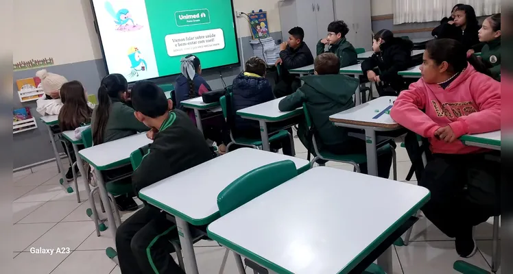 Confira a série de registros do trabalho em sala de aula.