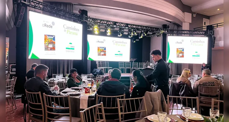 Empresários da região prestigiam lançamento do Anuário Caminhos do Paraná