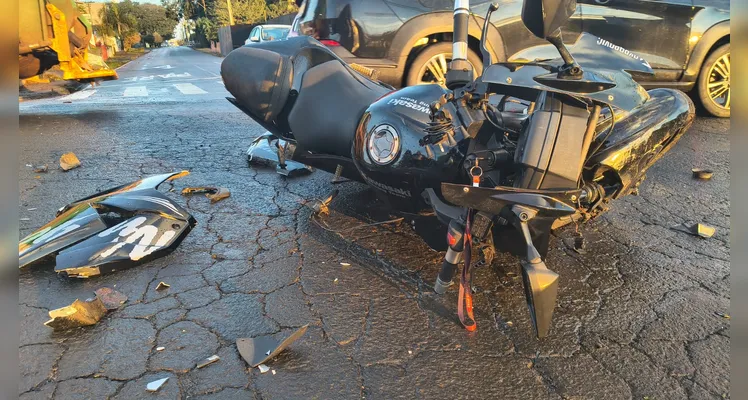 Motociclista fica ferido em colisão com carro no bairro Uvaranas em PG