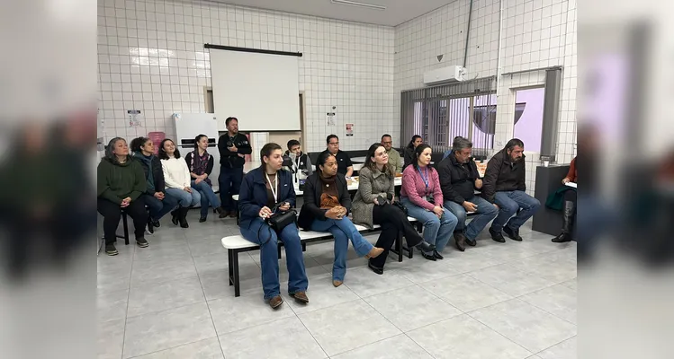 Municípios da AMCG debatem iniciativas para a agroindústria regional