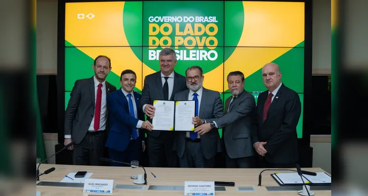 Elizabeth celebra acordo que permite transformar áreas de ferrovias desativadas