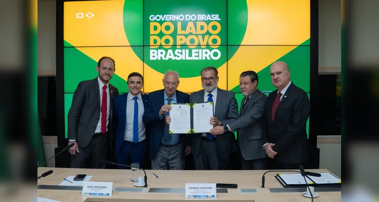 Elizabeth celebra acordo que permite transformar áreas de ferrovias desativadas