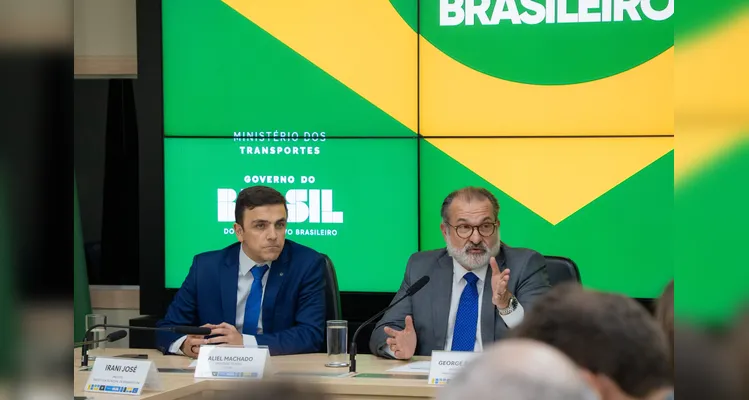 Elizabeth celebra acordo que permite transformar áreas de ferrovias desativadas