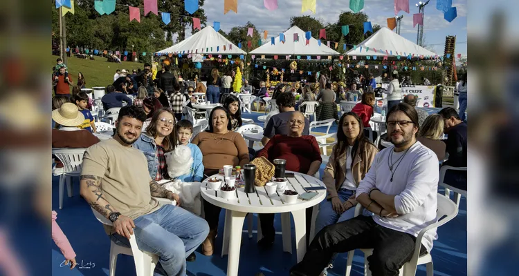 Arraiá do Ponta Lagoa reúne associados em dia de festa