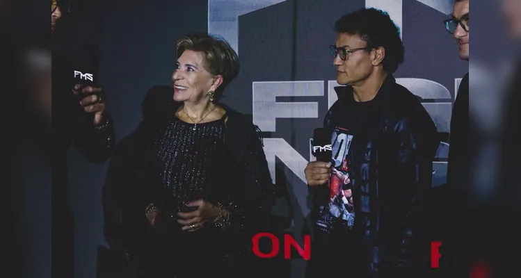Prefeita Elizabeth Schmidt celebra FMS Fight Night em Ponta Grossa