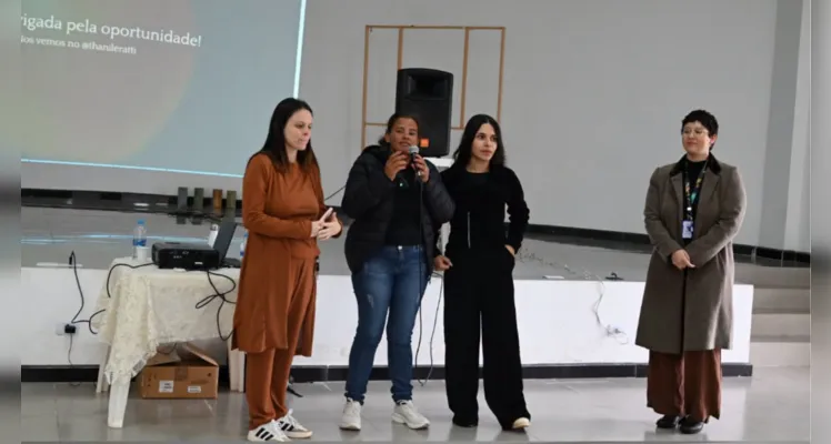 Palestra contou com a participação de mulheres do município