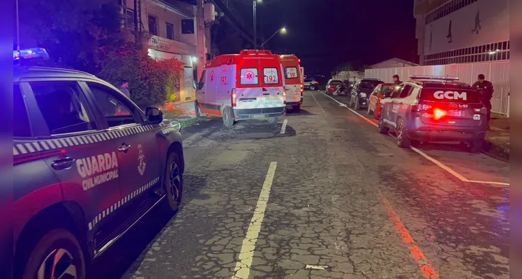 Homem deixa vítima ferida gravemente após ataque com canivete em bar em PG