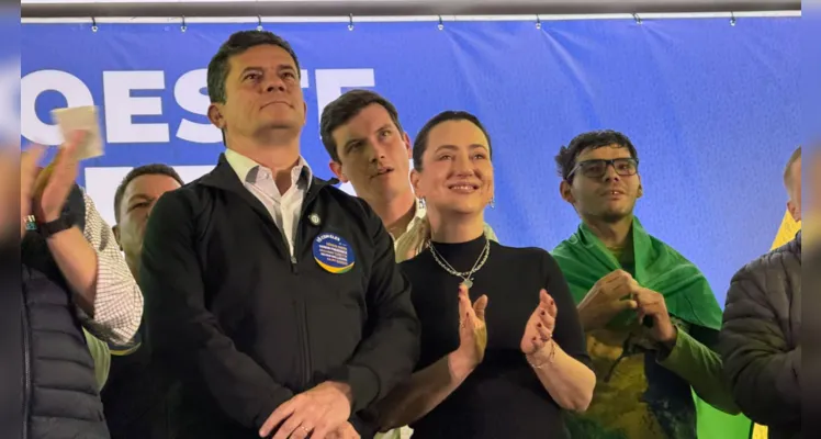 O senador percorreu 16 cidades do Paraná em nove dias