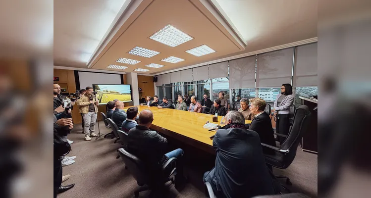Confira imagens da reunião desta quarta-feira (22).